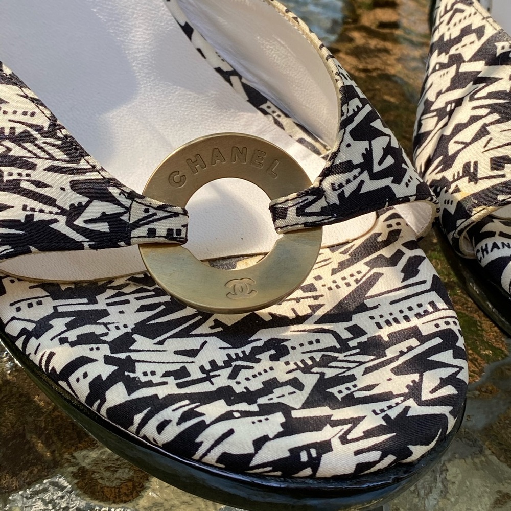 Chanel Vintage Black & White Logo Wedge Strappy Heels - Picture 3 of 16